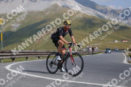 Photo #2377313 | 24-07-2022 09:41 | Passo Dello Stelvio - Peak BICYCLES