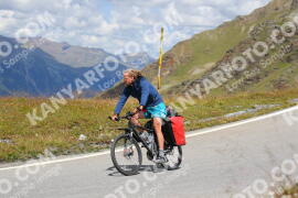 Foto #2488463 | 02-08-2022 13:37 | Passo Dello Stelvio - die Spitze BICYCLES