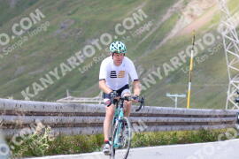 Photo #2488487 | 02-08-2022 13:38 | Passo Dello Stelvio - Peak BICYCLES