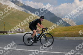 Photo #2382247 | 24-07-2022 10:53 | Passo Dello Stelvio - Peak BICYCLES