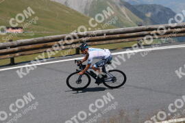 Photo #2411561 | 25-07-2022 12:14 | Passo Dello Stelvio - Peak BICYCLES