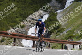 Photo #3176048 | 20-06-2023 10:19 | Passo Dello Stelvio - Waterfall curve BICYCLES