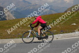 Photo #2388932 | 24-07-2022 12:23 | Passo Dello Stelvio - Peak BICYCLES