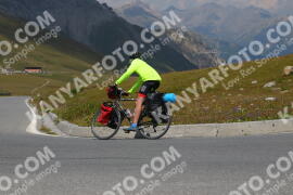 Photo #2391932 | 24-07-2022 13:13 | Passo Dello Stelvio - Peak BICYCLES