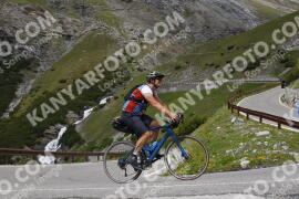 Photo #3177606 | 20-06-2023 12:59 | Passo Dello Stelvio - Waterfall curve BICYCLES