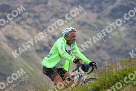 Foto #2459188 | 31-07-2022 11:05 | Passo Dello Stelvio - die Spitze BICYCLES