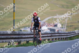 Photo #2376573 | 24-07-2022 09:31 | Passo Dello Stelvio - Peak BICYCLES