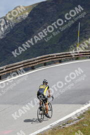 Photo #2430956 | 29-07-2022 12:14 | Passo Dello Stelvio - Peak BICYCLES