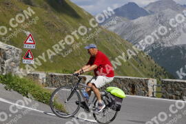 Photo #3940633 | 18-08-2023 14:48 | Passo Dello Stelvio - Prato side BICYCLES