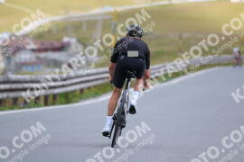 Photo #2410974 | 26-07-2022 12:04 | Passo Dello Stelvio - Peak BICYCLES
