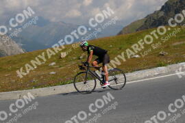 Photo #2383838 | 24-07-2022 11:12 | Passo Dello Stelvio - Peak BICYCLES