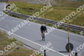 Photo #2423348 | 27-07-2022 14:59 | Passo Dello Stelvio - Peak BICYCLES