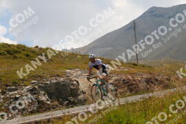 Photo #2412801 | 25-07-2022 12:43 | Passo Dello Stelvio - Peak BICYCLES