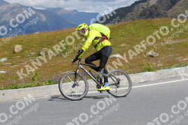 Photo #2410852 | 26-07-2022 11:46 | Passo Dello Stelvio - Peak BICYCLES