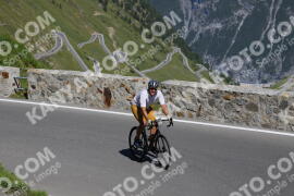Photo #3225338 | 25-06-2023 15:41 | Passo Dello Stelvio - Prato side BICYCLES
