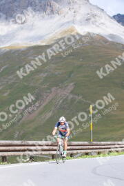 Photo #2410223 | 26-07-2022 10:27 | Passo Dello Stelvio - Peak BICYCLES