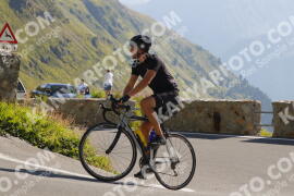 Photo #4015615 | 22-08-2023 09:33 | Passo Dello Stelvio - Prato side BICYCLES