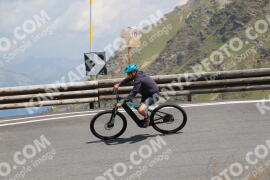 Foto #2412455 | 25-07-2022 12:31 | Passo Dello Stelvio - die Spitze BICYCLES
