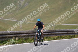 Foto #2409063 | 25-07-2022 11:38 | Passo Dello Stelvio - die Spitze BICYCLES