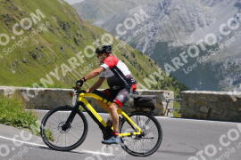 Photo #3527604 | 18-07-2023 12:32 | Passo Dello Stelvio - Prato side BICYCLES