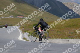 Photo #2392623 | 24-07-2022 13:30 | Passo Dello Stelvio - Peak BICYCLES