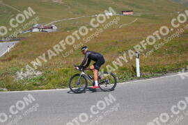 Photo #2408890 | 25-07-2022 11:34 | Passo Dello Stelvio - Peak BICYCLES