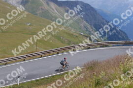 Photo #2423656 | 27-07-2022 11:11 | Passo Dello Stelvio - Peak BICYCLES