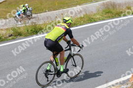 Photo #2422989 | 27-07-2022 13:21 | Passo Dello Stelvio - Peak BICYCLES