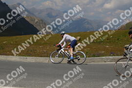 Photo #2394457 | 24-07-2022 14:33 | Passo Dello Stelvio - Peak BICYCLES