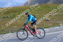 Photo #2410308 | 26-07-2022 10:48 | Passo Dello Stelvio - Peak BICYCLES