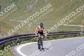 Foto #2429342 | 29-07-2022 11:10 | Passo Dello Stelvio - die Spitze BICYCLES