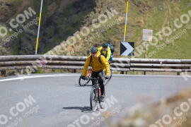 Photo #2486232 | 02-08-2022 12:38 | Passo Dello Stelvio - Peak BICYCLES