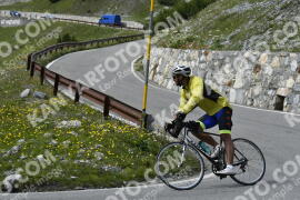 Photo #3557551 | 23-07-2023 16:11 | Passo Dello Stelvio - Waterfall curve BICYCLES