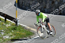 Photo #2159091 | 19-06-2022 10:14 | Passo Dello Stelvio - Waterfall curve BICYCLES