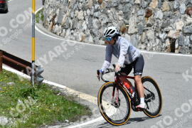 Photo #2177074 | 23-06-2022 13:06 | Passo Dello Stelvio - Waterfall curve BICYCLES