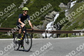 Photo #3686818 | 31-07-2023 11:16 | Passo Dello Stelvio - Waterfall curve BICYCLES