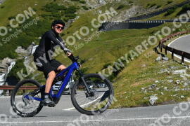 Photo #3898525 | 15-08-2023 10:12 | Passo Dello Stelvio - Waterfall curve BICYCLES