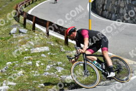 Photo #2417591 | 27-07-2022 11:23 | Passo Dello Stelvio - Waterfall curve BICYCLES
