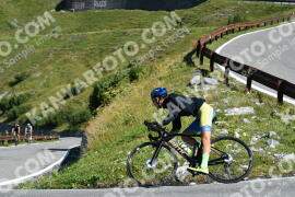 Photo #2513424 | 05-08-2022 10:08 | Passo Dello Stelvio - Waterfall curve BICYCLES