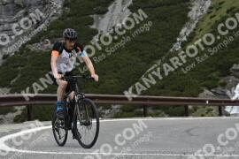 Photo #2131099 | 16-06-2022 10:34 | Passo Dello Stelvio - Waterfall curve BICYCLES