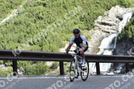 Photo #3789396 | 10-08-2023 09:30 | Passo Dello Stelvio - Waterfall curve BICYCLES