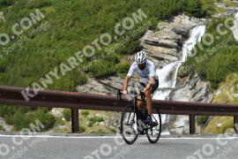 Foto #4266354 | 16-09-2023 12:23 | Passo Dello Stelvio - Waterfall Kehre BICYCLES