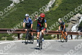 Photo #2368777 | 22-07-2022 10:41 | Passo Dello Stelvio - Waterfall curve BICYCLES
