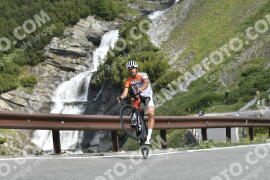 Photo #3279856 | 29-06-2023 09:38 | Passo Dello Stelvio - Waterfall curve BICYCLES