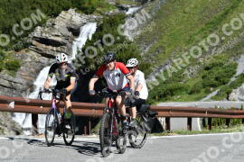 Photo #2183888 | 25-06-2022 09:48 | Passo Dello Stelvio - Waterfall curve BICYCLES