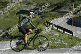 Photo #3225007 | 25-06-2023 09:26 | Passo Dello Stelvio - Waterfall curve BICYCLES