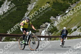 Foto #2606874 | 12-08-2022 12:39 | Passo Dello Stelvio - Waterfall Kehre BICYCLES