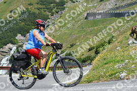 Photo #2360404 | 20-07-2022 10:51 | Passo Dello Stelvio - Waterfall curve BICYCLES