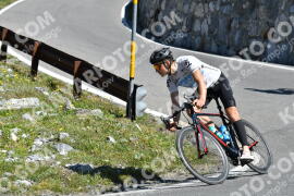 Photo #2368885 | 22-07-2022 10:48 | Passo Dello Stelvio - Waterfall curve BICYCLES