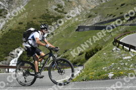 Photo #3171506 | 19-06-2023 10:26 | Passo Dello Stelvio - Waterfall curve BICYCLES